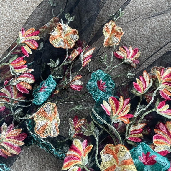 EMBROIDERED COVERUP - Picture 2 of 4